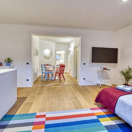 Centrally Located Apartment With Parking Space Caldaro Exterior photo